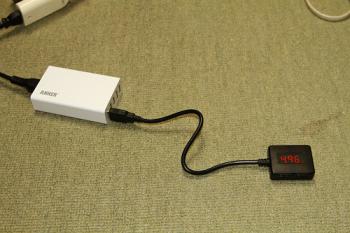 USB 電圧・電流チェッカー