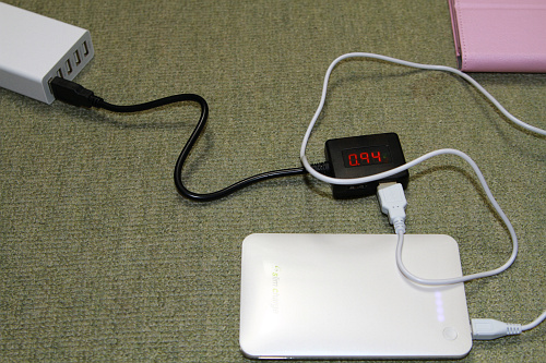 USB 電圧・電流チェッカー